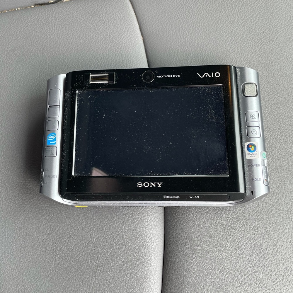 Small Sony Vaio sliding computer